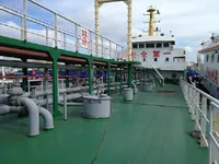 Kapal tanker produk pangan kanggo didol