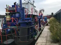 Kapal dredger kanggo didol
