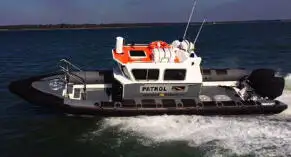 Kapal karet kaku kanggo didol