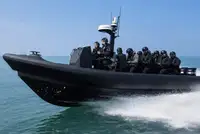 Kapal karet kaku kanggo didol