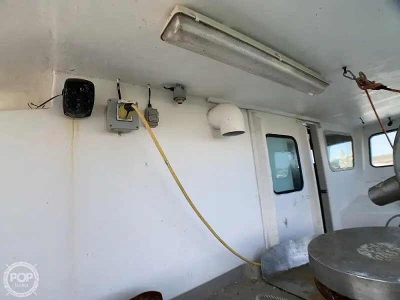 Kapal longliner kanggo didol