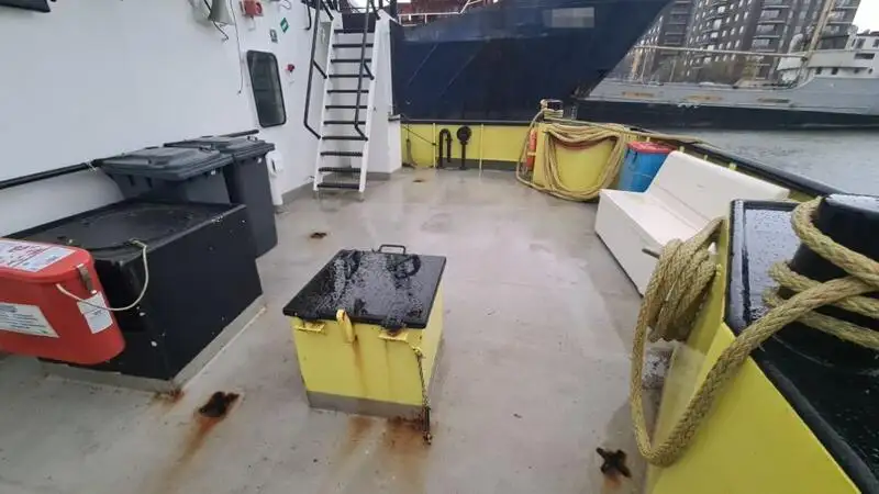 Kapal pasokan kanggo didol