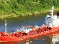 Kapal tanker minyak/bahan kimia kanggo didol