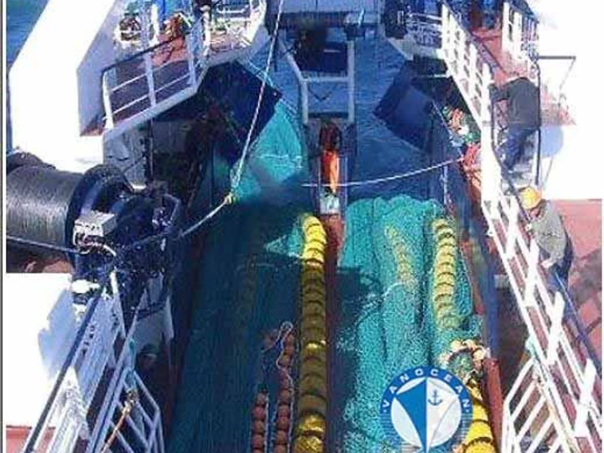 Kapal trawler kanggo didol