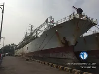 Kapal jigger cumi-cumi kanggo didol