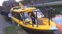 Kapal pesiar-feri kanggo didol