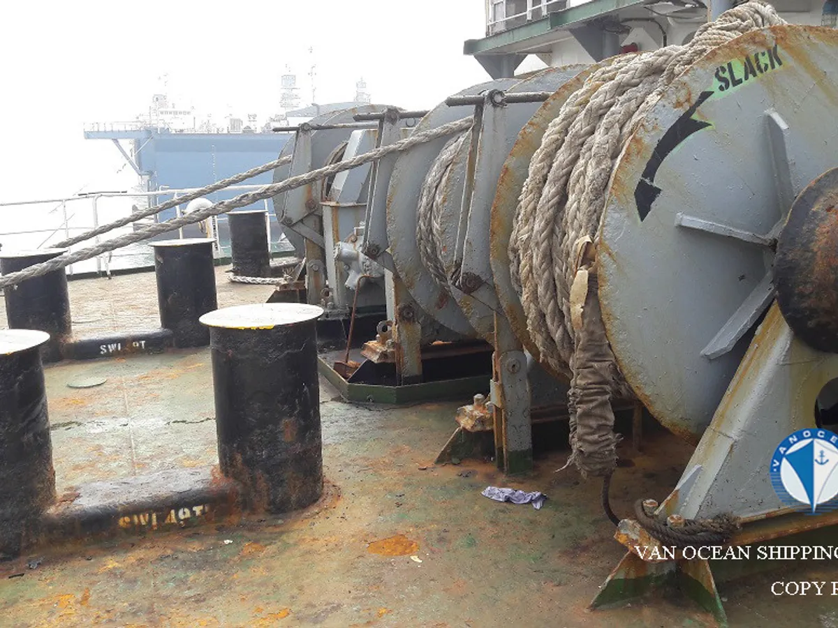 Kapal tanker minyak/bahan kimia kanggo didol