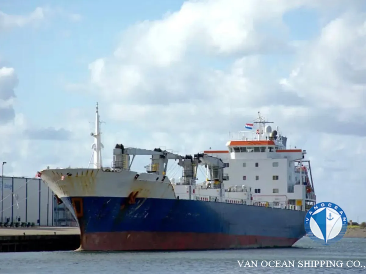 Kapal reefer kanggo didol
