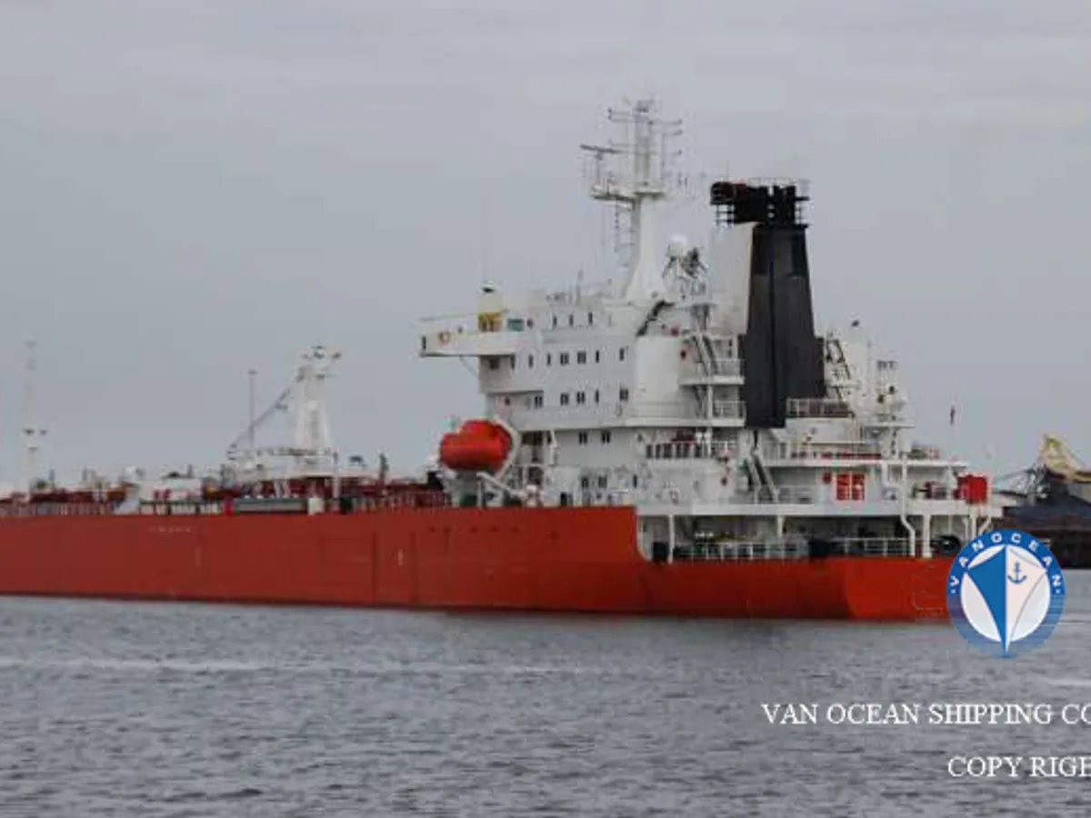 Kapal tanker minyak/bahan kimia kanggo didol