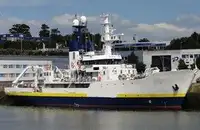 Kapal kontainer kanggo didol