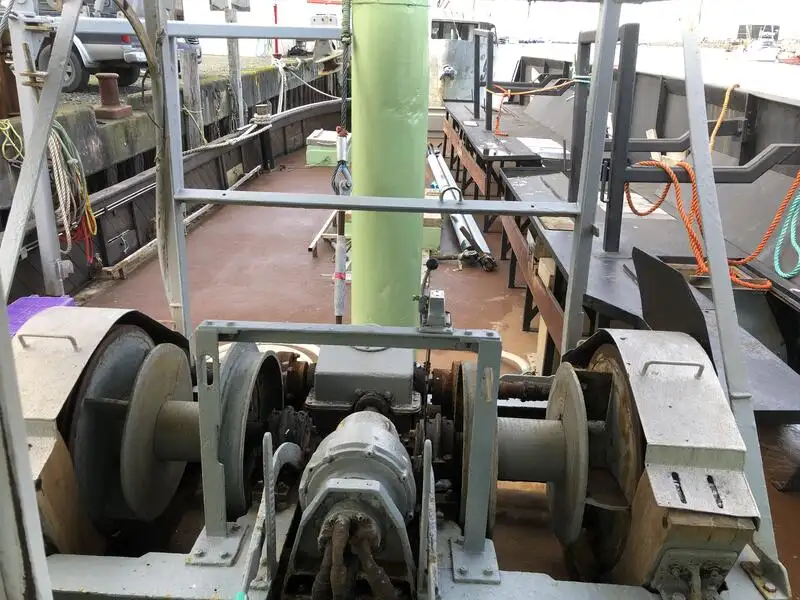 Kapal dredger kanggo didol