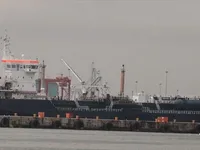 Kapal tanker minyak/bahan kimia kanggo didol