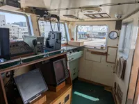 Kapal longliner kanggo didol
