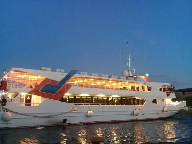 Kapal pesiar kanggo didol