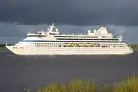 kapal pesiar kanggo didol