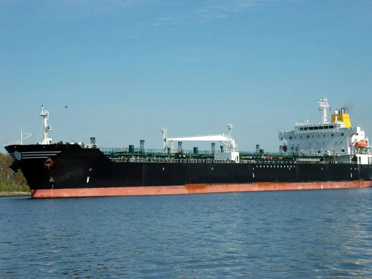 Kapal tanker minyak/bahan kimia kanggo didol