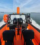 Kapal karet kaku kanggo didol