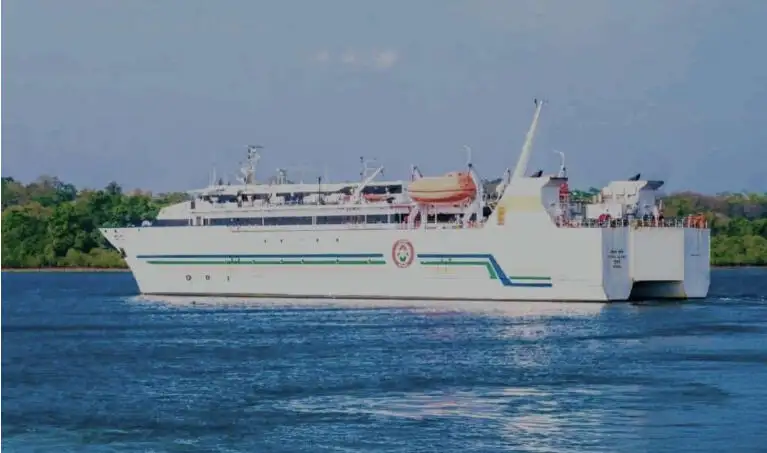 Kapal Ro-Ro kanggo didol