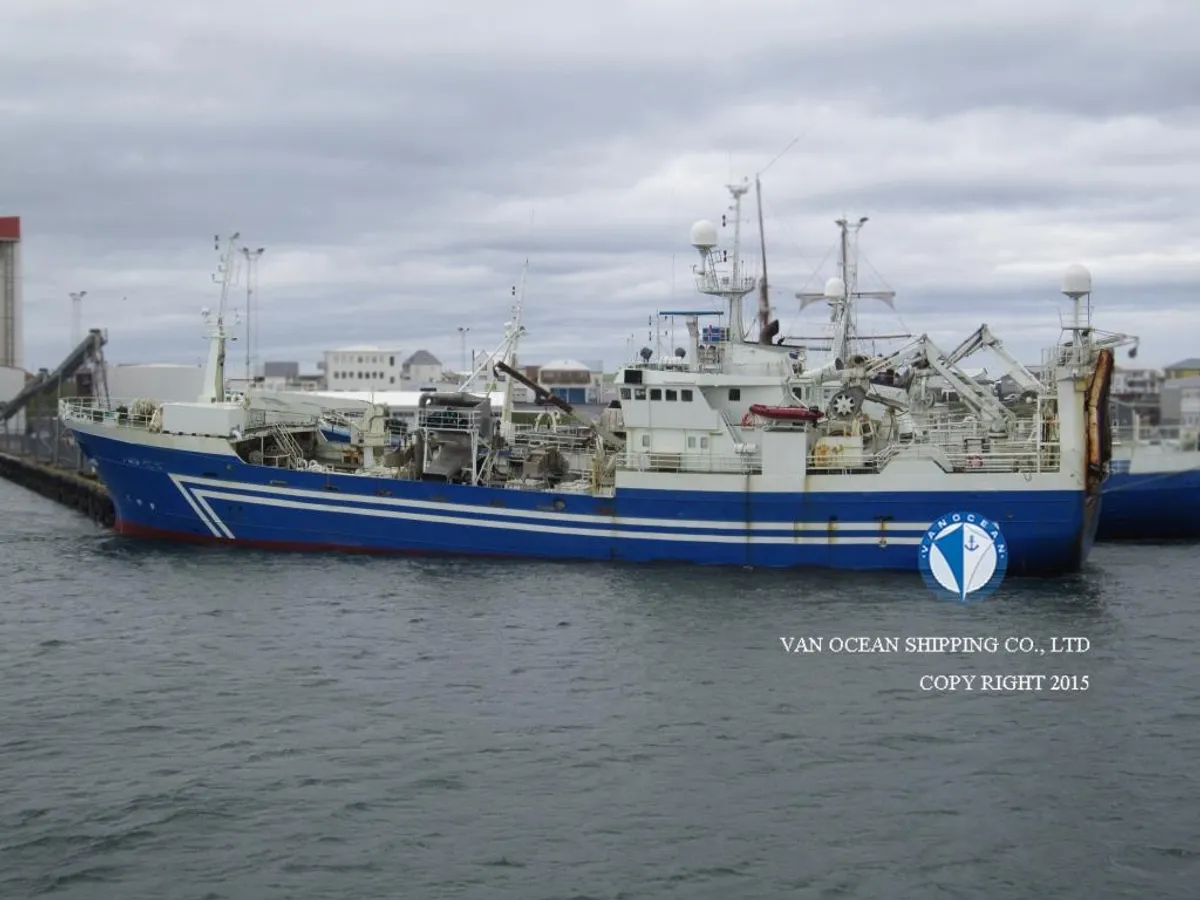 Kapal trawler kanggo didol