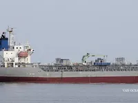 Kapal tanker minyak/bahan kimia kanggo didol