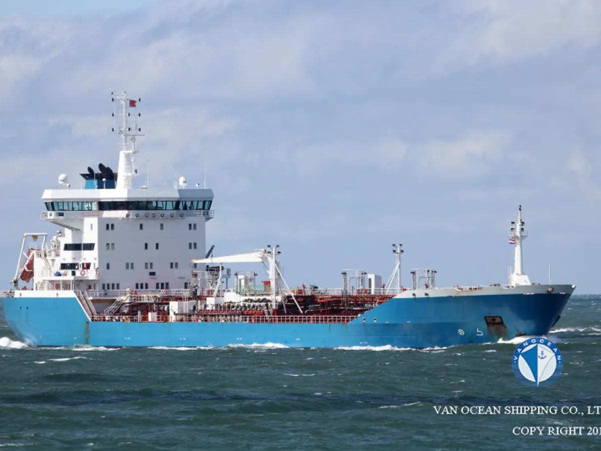 Kapal tanker minyak/bahan kimia kanggo didol