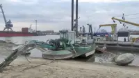 Kapal dredger kanggo didol
