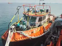 Kapal kerja kanggo didol
