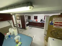 Kapal kontainer kanggo didol