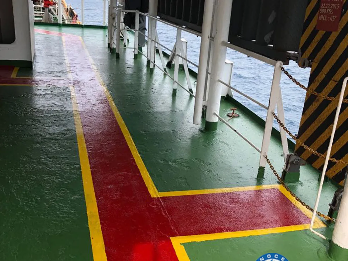 Kapal tanker minyak/bahan kimia kanggo didol