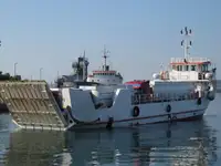 Kapal kontainer kanggo didol