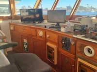 Kapal trawler kanggo didol