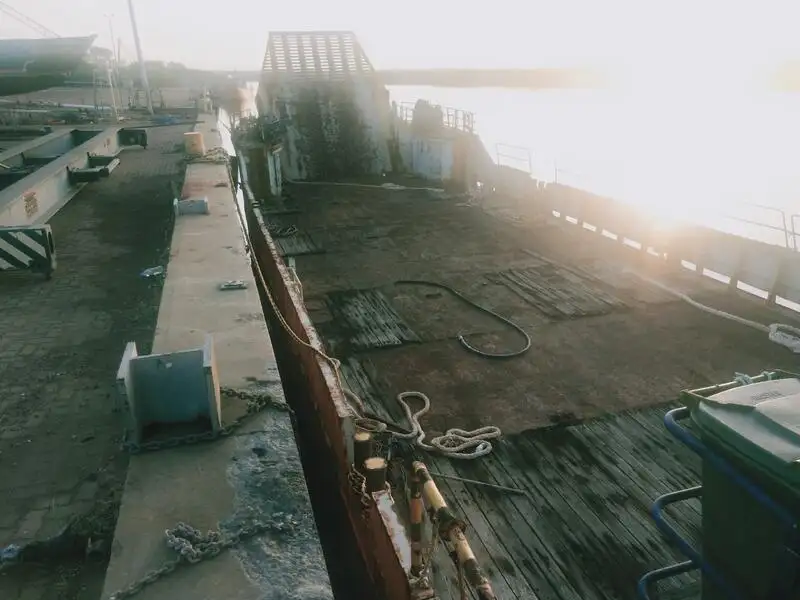 Kapal pendaratan, tangki kanggo didol