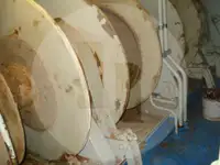 Kapal trawler berkas kanggo didol