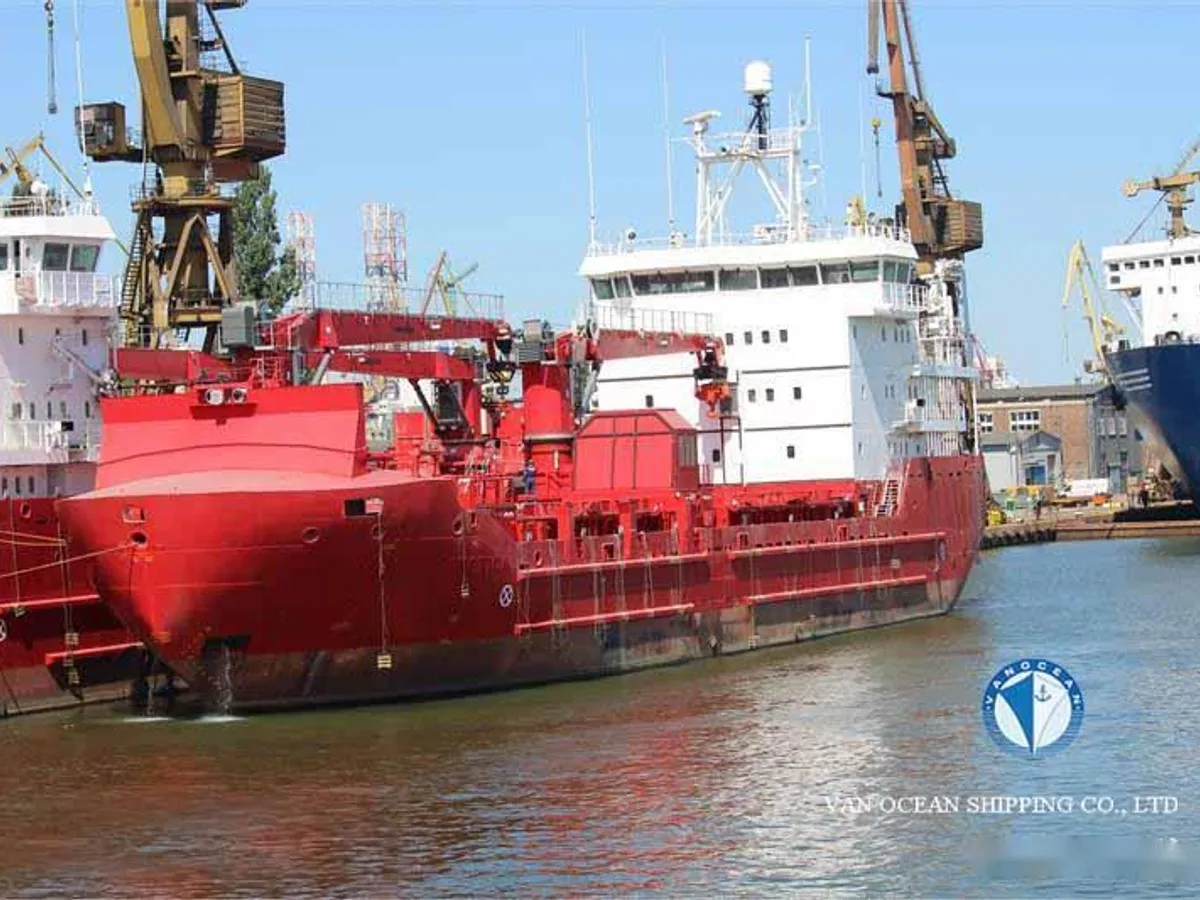 Kapal reefer kanggo didol