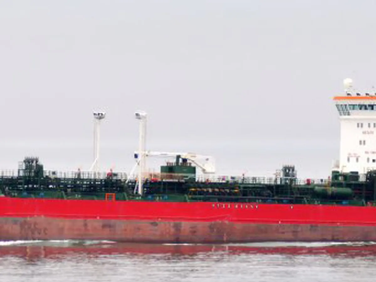 Kapal tanker minyak/bahan kimia kanggo didol