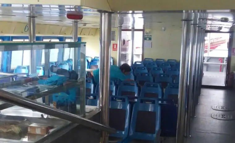 Kapal feri kanggo didol