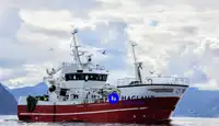 Kapal pancing nganglong kanggo didol