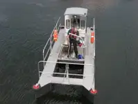 Kapal kontainer kanggo didol