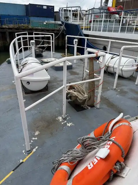 Kapal survei kanggo didol