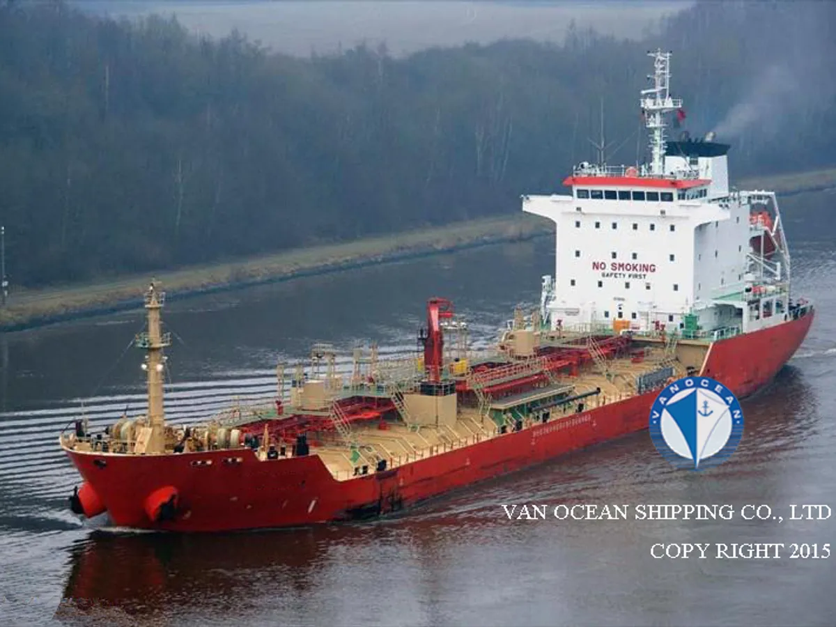Kapal tanker minyak/bahan kimia kanggo didol