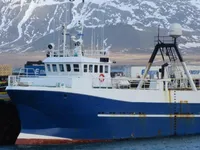 Kapal trawler kanggo didol