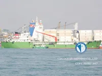 Kapal tanker minyak/bahan kimia kanggo didol