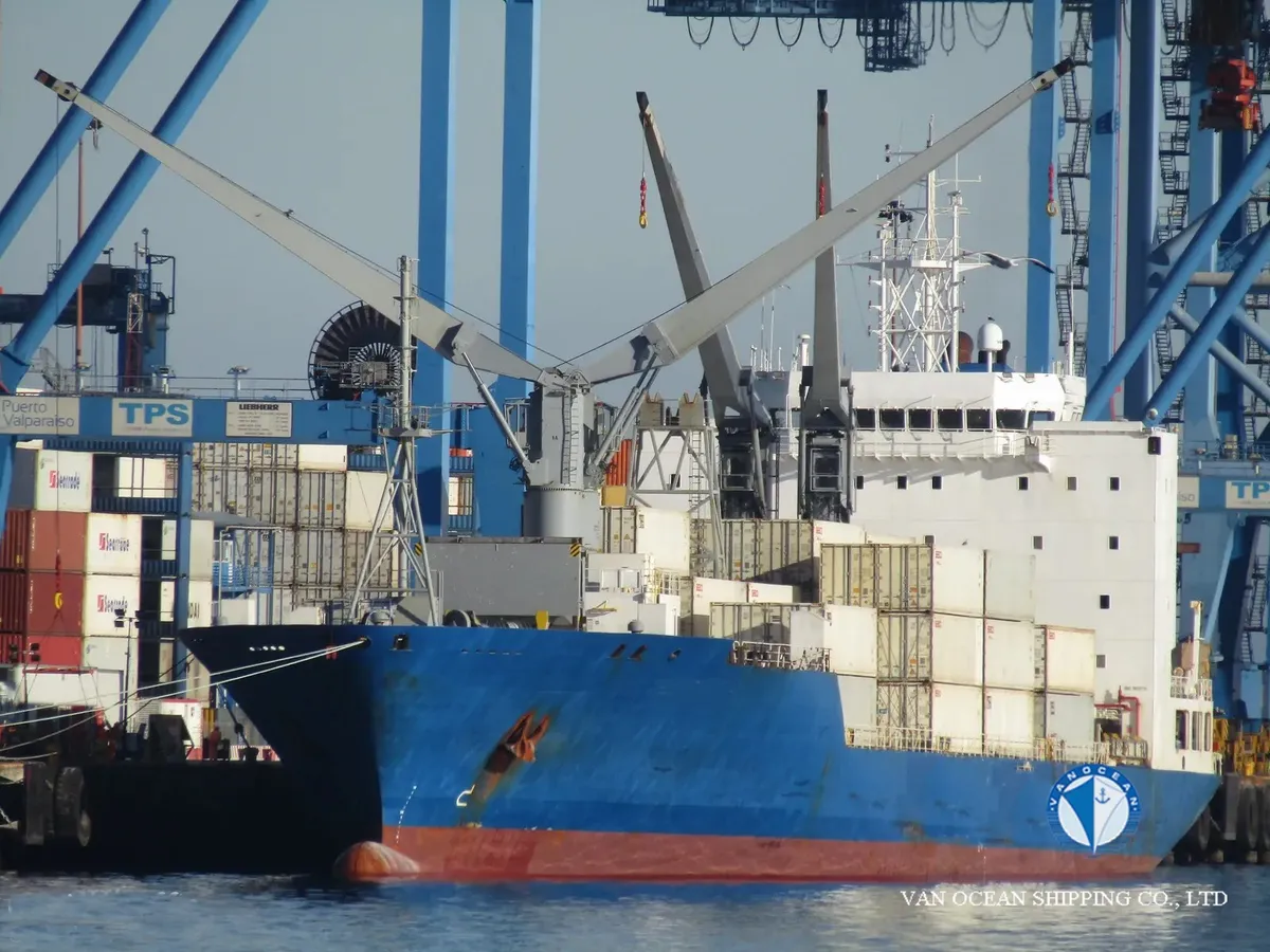 Kapal reefer kanggo didol