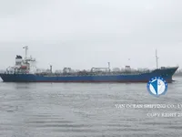 Kapal tanker minyak/bahan kimia kanggo didol