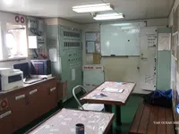 Kapal tanker minyak/bahan kimia kanggo didol
