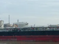 Kapal tanker minyak/bahan kimia kanggo didol