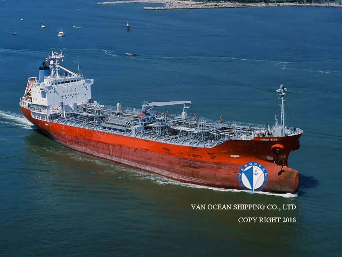 Kapal tanker minyak/bahan kimia kanggo didol