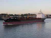 Kapal tanker minyak/bahan kimia kanggo didol
