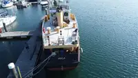 Kapal kerja kanggo didol