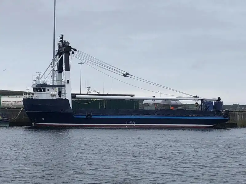 Kapal reefer kanggo didol